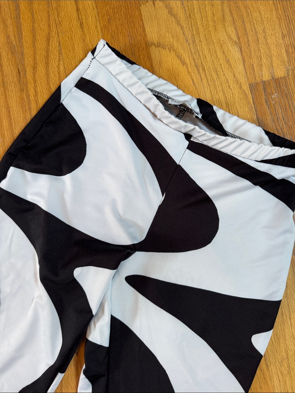 Fashion Nova! Black & White Graphic Flare Pants - Picture 3 of 5